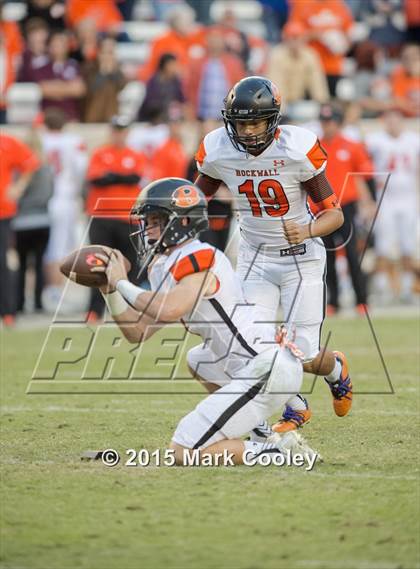 Thumbnail 3 in Rockwall vs. Lake Travis (UIL 6A Quarterfinal) photogallery.