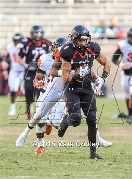 Thumbnail 3 in Rockwall vs. Lake Travis (UIL 6A Quarterfinal) photogallery.