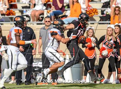 Thumbnail 1 in Rockwall vs. Lake Travis (UIL 6A Quarterfinal) photogallery.