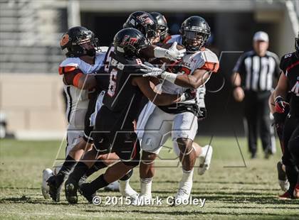 Thumbnail 2 in Rockwall vs. Lake Travis (UIL 6A Quarterfinal) photogallery.