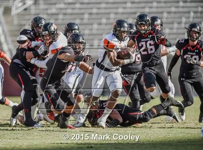 Thumbnail 2 in Rockwall vs. Lake Travis (UIL 6A Quarterfinal) photogallery.