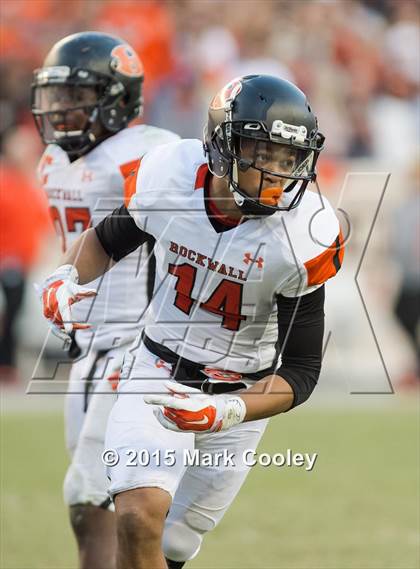 Thumbnail 1 in Rockwall vs. Lake Travis (UIL 6A Quarterfinal) photogallery.