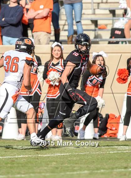 Thumbnail 2 in Rockwall vs. Lake Travis (UIL 6A Quarterfinal) photogallery.