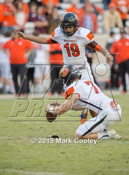 Thumbnail 1 in Rockwall vs. Lake Travis (UIL 6A Quarterfinal) photogallery.