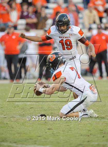 Thumbnail 3 in Rockwall vs. Lake Travis (UIL 6A Quarterfinal) photogallery.