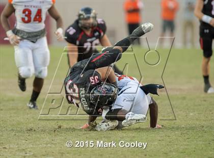 Thumbnail 1 in Rockwall vs. Lake Travis (UIL 6A Quarterfinal) photogallery.