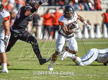 Thumbnail 3 in Rockwall vs. Lake Travis (UIL 6A Quarterfinal) photogallery.