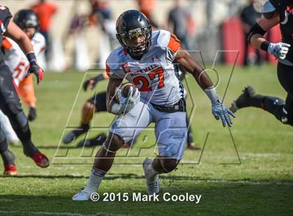 Thumbnail 2 in Rockwall vs. Lake Travis (UIL 6A Quarterfinal) photogallery.