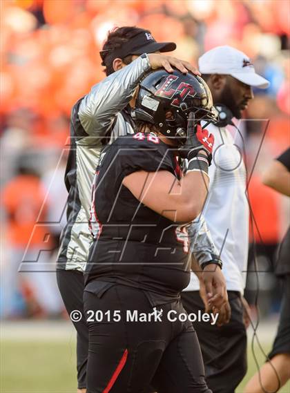 Thumbnail 2 in Rockwall vs. Lake Travis (UIL 6A Quarterfinal) photogallery.