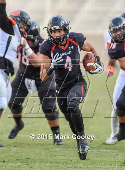 Thumbnail 1 in Rockwall vs. Lake Travis (UIL 6A Quarterfinal) photogallery.