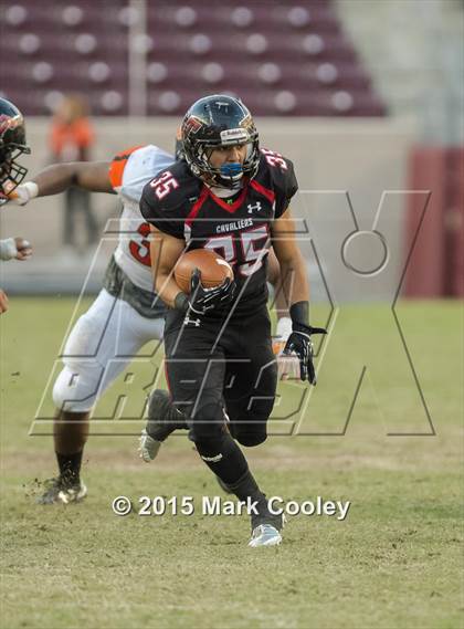 Thumbnail 1 in Rockwall vs. Lake Travis (UIL 6A Quarterfinal) photogallery.