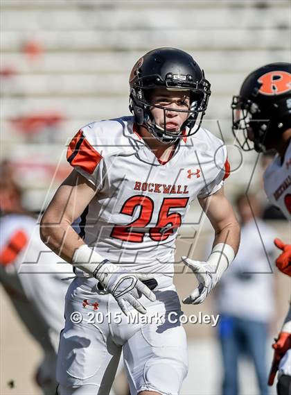 Thumbnail 3 in Rockwall vs. Lake Travis (UIL 6A Quarterfinal) photogallery.