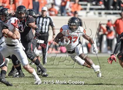Thumbnail 1 in Rockwall vs. Lake Travis (UIL 6A Quarterfinal) photogallery.
