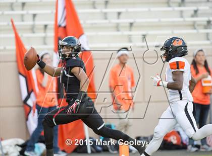 Thumbnail 1 in Rockwall vs. Lake Travis (UIL 6A Quarterfinal) photogallery.