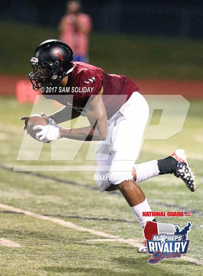 Thumbnail 1 in Lee's Summit @ Lee's Summit North (2016 MaxPreps Rivalry Series) photogallery.