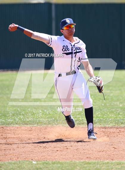 Thumbnail 1 in Oak Ridge @ Elk Grove (CIF SJS D1 Playoff) photogallery.