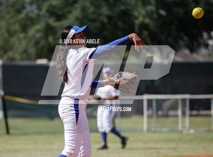 Thumbnail 3 in Williams vs Ft Thomas photogallery.