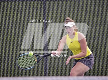 Thumbnail 2 in Hamilton Heights vs Noblesville (IHSAA Sectional Round1) photogallery.