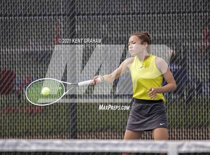 Thumbnail 1 in Hamilton Heights vs Noblesville (IHSAA Sectional Round1) photogallery.