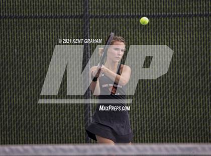 Thumbnail 2 in Hamilton Heights vs Noblesville (IHSAA Sectional Round1) photogallery.