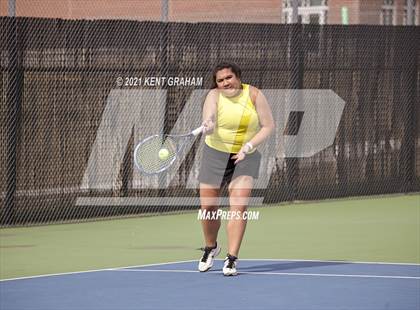 Thumbnail 1 in Hamilton Heights vs Noblesville (IHSAA Sectional Round1) photogallery.