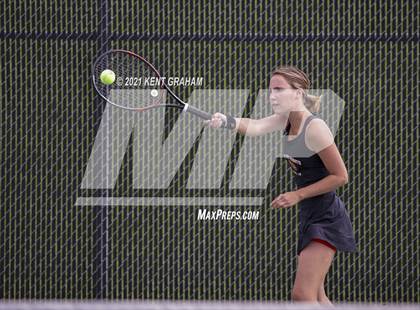 Thumbnail 3 in Hamilton Heights vs Noblesville (IHSAA Sectional Round1) photogallery.