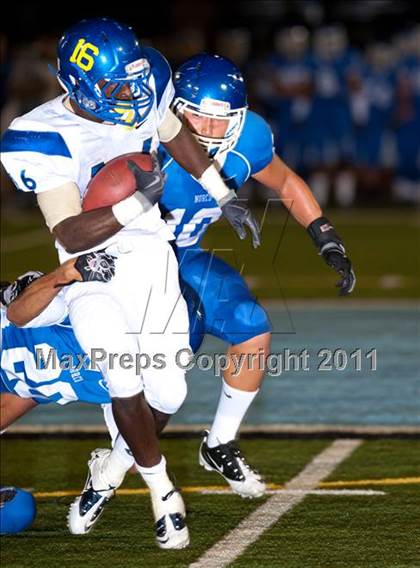 Thumbnail 2 in Crenshaw @ Norco photogallery.