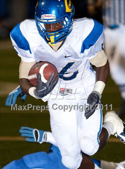 Thumbnail 3 in Crenshaw @ Norco photogallery.