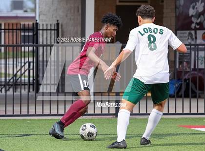 Thumbnail 2 in Longview vs. Red Oak (UIL 5A Region II Area Playoff) photogallery.