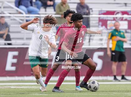 Thumbnail 1 in Longview vs. Red Oak (UIL 5A Region II Area Playoff) photogallery.
