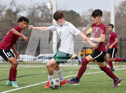 Thumbnail 2 in Longview vs. Red Oak (UIL 5A Region II Area Playoff) photogallery.
