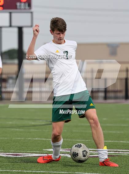 Thumbnail 3 in Longview vs. Red Oak (UIL 5A Region II Area Playoff) photogallery.