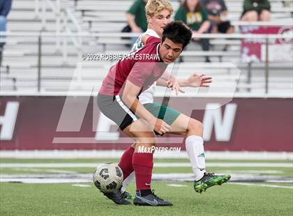 Thumbnail 2 in Longview vs. Red Oak (UIL 5A Region II Area Playoff) photogallery.
