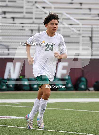 Thumbnail 1 in Longview vs. Red Oak (UIL 5A Region II Area Playoff) photogallery.