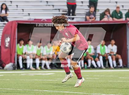 Thumbnail 3 in Longview vs. Red Oak (UIL 5A Region II Area Playoff) photogallery.