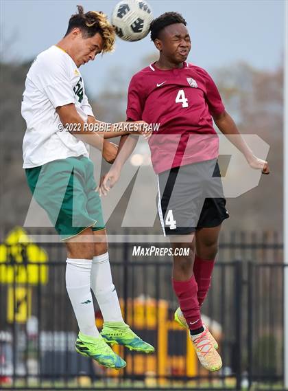Thumbnail 2 in Longview vs. Red Oak (UIL 5A Region II Area Playoff) photogallery.