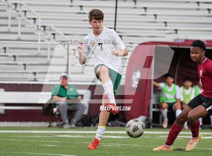 Thumbnail 2 in Longview vs. Red Oak (UIL 5A Region II Area Playoff) photogallery.
