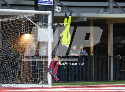 Thumbnail 1 in Longview vs. Red Oak (UIL 5A Region II Area Playoff) photogallery.