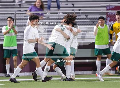 Thumbnail 3 in Longview vs. Red Oak (UIL 5A Region II Area Playoff) photogallery.