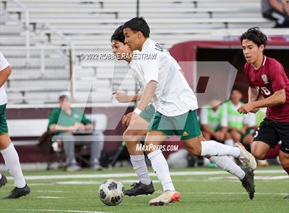 Thumbnail 1 in Longview vs. Red Oak (UIL 5A Region II Area Playoff) photogallery.