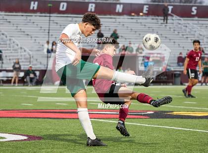 Thumbnail 1 in Longview vs. Red Oak (UIL 5A Region II Area Playoff) photogallery.