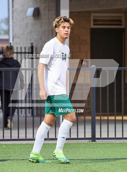 Thumbnail 3 in Longview vs. Red Oak (UIL 5A Region II Area Playoff) photogallery.