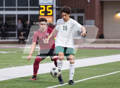 Thumbnail 2 in Longview vs. Red Oak (UIL 5A Region II Area Playoff) photogallery.