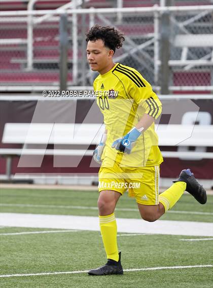 Thumbnail 3 in Longview vs. Red Oak (UIL 5A Region II Area Playoff) photogallery.