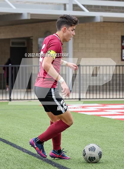 Thumbnail 3 in Longview vs. Red Oak (UIL 5A Region II Area Playoff) photogallery.