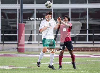 Thumbnail 2 in Longview vs. Red Oak (UIL 5A Region II Area Playoff) photogallery.