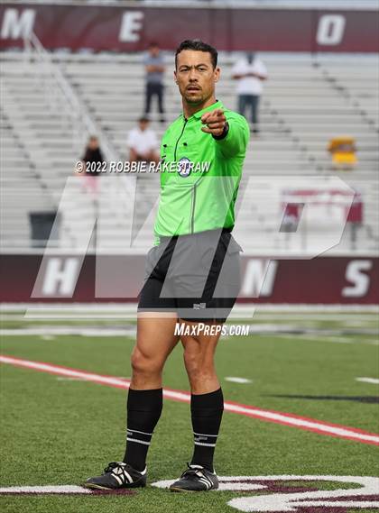 Thumbnail 1 in Longview vs. Red Oak (UIL 5A Region II Area Playoff) photogallery.