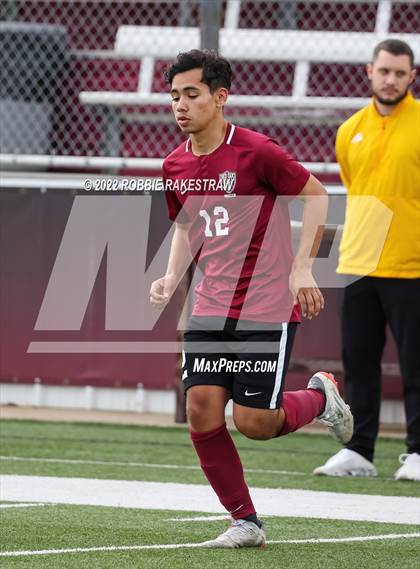 Thumbnail 1 in Longview vs. Red Oak (UIL 5A Region II Area Playoff) photogallery.