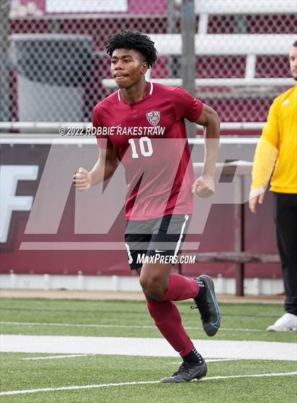 Thumbnail 3 in Longview vs. Red Oak (UIL 5A Region II Area Playoff) photogallery.