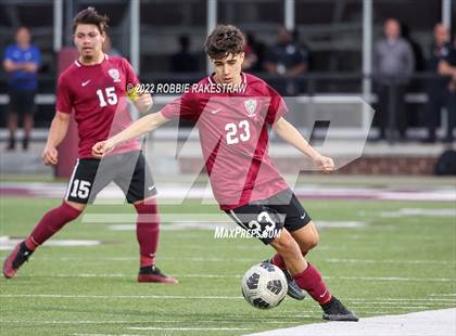 Thumbnail 1 in Longview vs. Red Oak (UIL 5A Region II Area Playoff) photogallery.